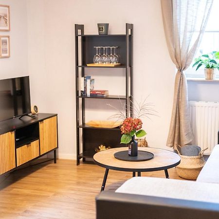 Toni Charming Apartment Im Idyllischem Villenviertel Mit Netflix Drezno Zewnętrze zdjęcie