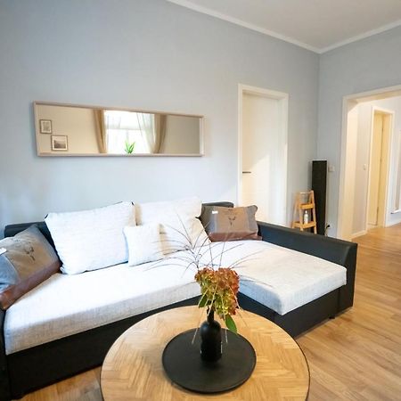 Toni Charming Apartment Im Idyllischem Villenviertel Mit Netflix Drezno Zewnętrze zdjęcie