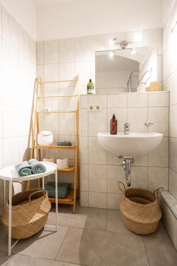 Toni Charming Apartment Im Idyllischem Villenviertel Mit Netflix Drezno Zewnętrze zdjęcie